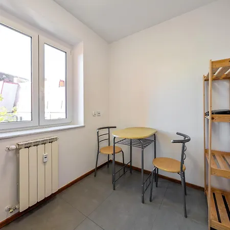 Rynek Old Town By Bookinghost