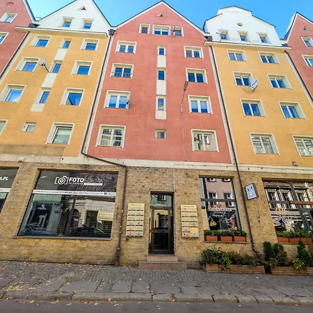 Rynek Old Town By Bookinghost * ヴロツワフ